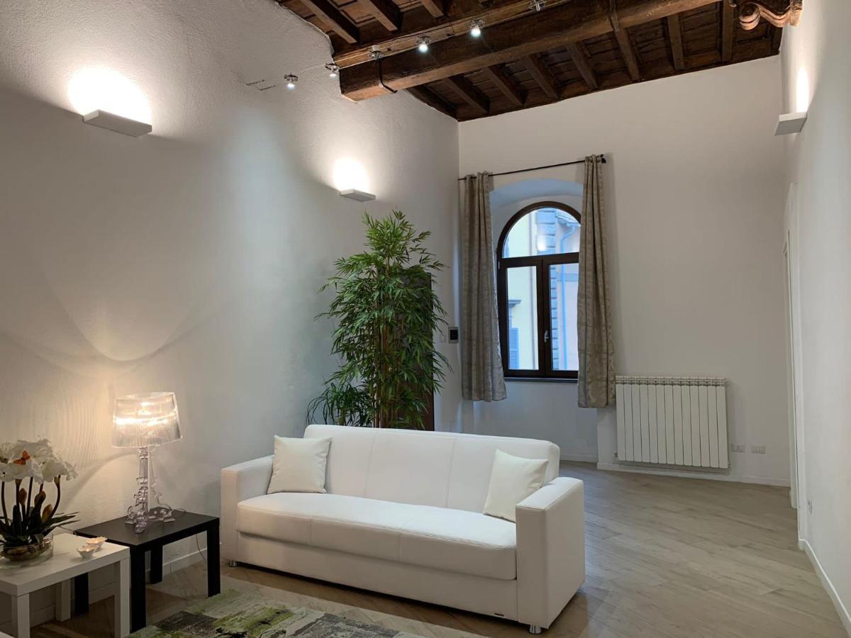 Suite Saffi 99 Viterbo Bagian luar foto