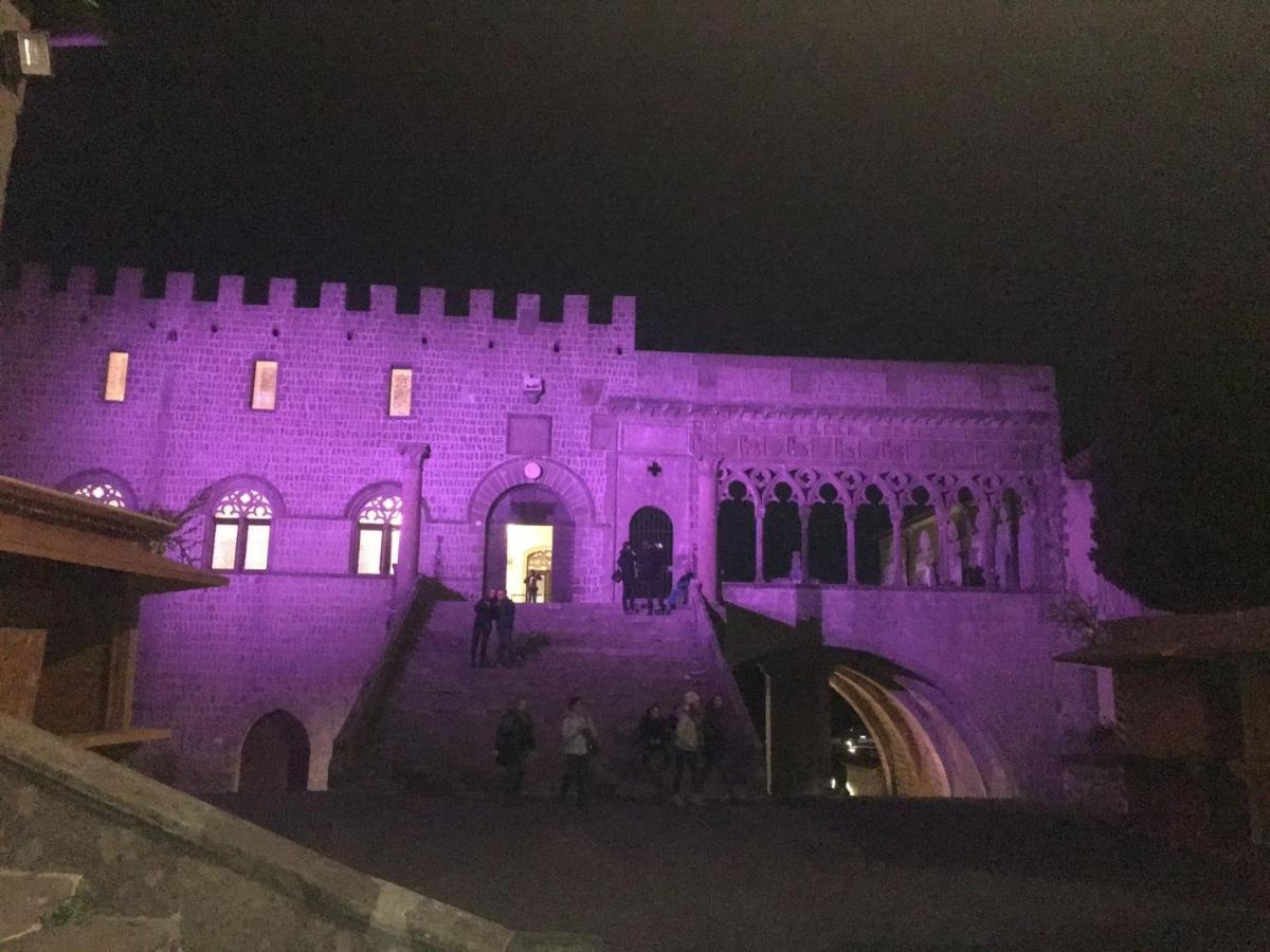Suite Saffi 99 Viterbo Bagian luar foto